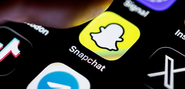 Snap to lay off 16% of workforce under activist pressure